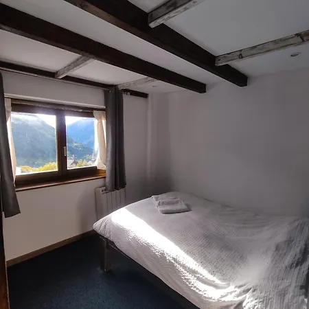 Apartments Taull Apartment *